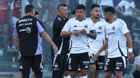 Hacen bolsa declaraciones de Almirón sobre el plantel de Colo Colo.
