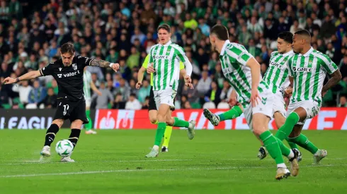 Betis de Pellegrini no pudo con el Vitória Guimarães por Conference League.
