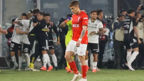 Católica arriesga castigo si no presenta estadio para duelo ante Colo Colo.
