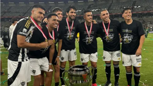 El jugador celebró su primer título en Brasil. 
