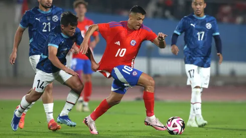La baja de Alexis en Chile ya es noticia en Paraguay.
