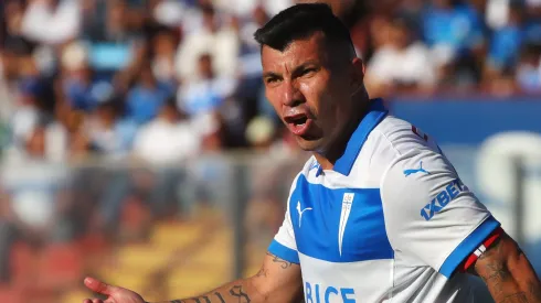 Gary Medel vuelve a la citación de U. Católica
