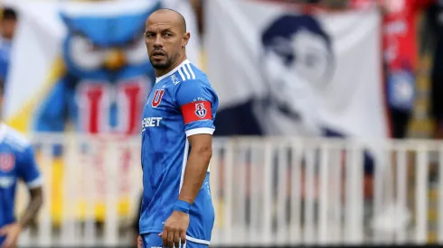 Marcelo Díaz fue destacado por la Conmebol en Copa Libertadores.
