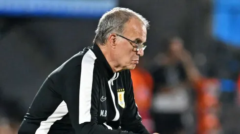 Bielsa cortó a cuatro titulares para visitar a Bolivia.
