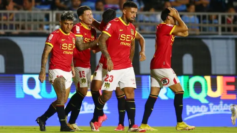 Unión Española anunció un nuevo fichaje que trabajará junto con José Luis Sierra.
