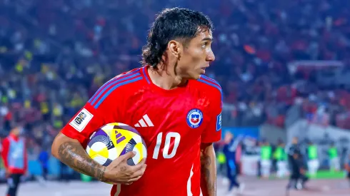 Cabral todavía no logra ganarse una camiseta de titular en la Roja de Gareca.

