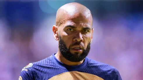 Dani Alves
