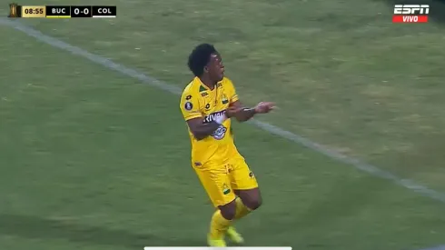 El Hombre Araña celebró para Bucaramanga.
