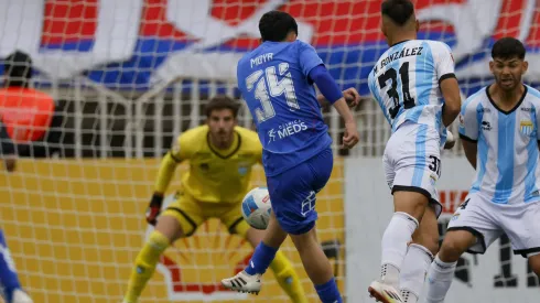 Flavio Moya marcó un golazo para U de Chile.
