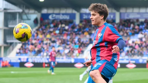 Willy Chatiliez entró desde la banca a tratar de salvar al Huesca.
