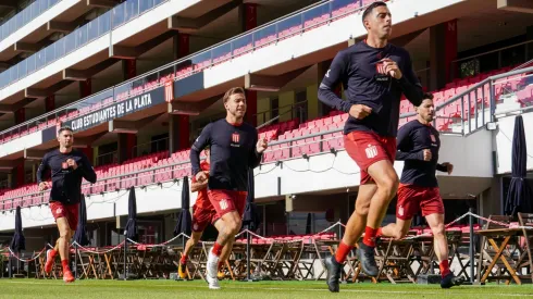 Estudiantes define su formación ante la U por Copa Libertadores.
