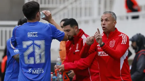 Álvarez pone todas sus fichas en Arce
