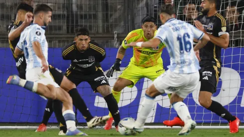 Racing se lo empata en la agonía a Colo Colo.
