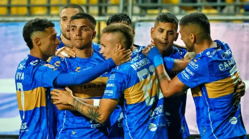 Jugador de Everton le declararon la guerra a la dirigencia.
