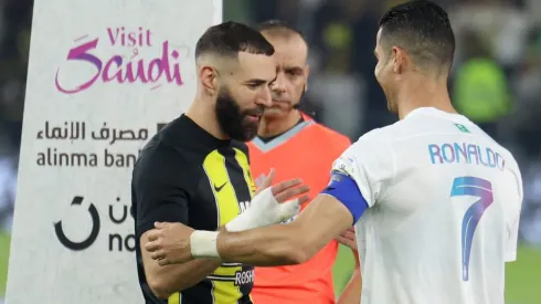 Karim Benzema enfrenta a Cristiano Ronaldo por la Liga Saudí. 
