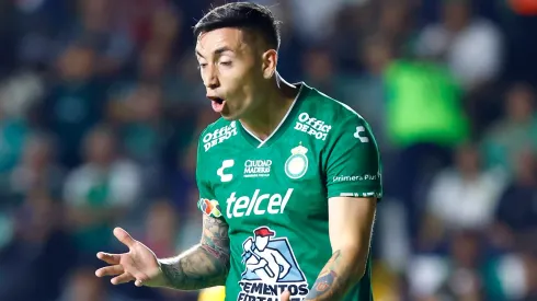 Rodrigo Echeverría se enojó con periodistas en México.
