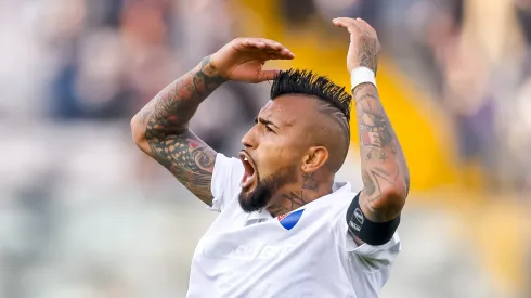 Borghi dice que Vidal debe jugar como defensa en Colo Colo
