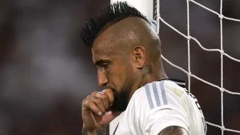 Arturo Vidal le respondió con dureza a los hinchas de Colo Colo
