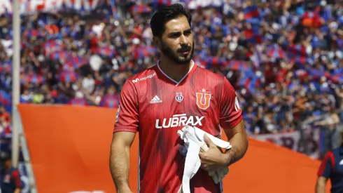 Johnny Herrera cumple 44 años esta jornada y la U no lo olvida.
