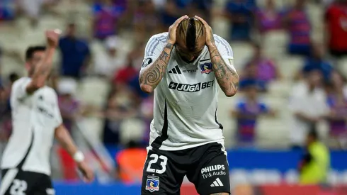 Guarello responde ácido a Arturo Vidal: crack en los live, un fantasma en la cancha.
