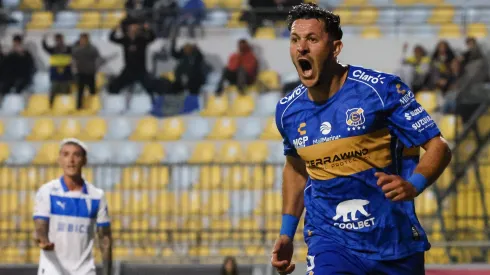 Ramiro Gonzáles le dio el triunfo a Everton.
