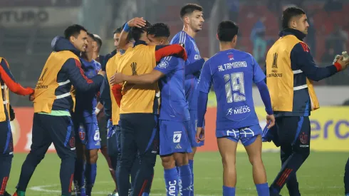 Gustavo Álvarez levantó a jugadores con pocos minutos en la U.
