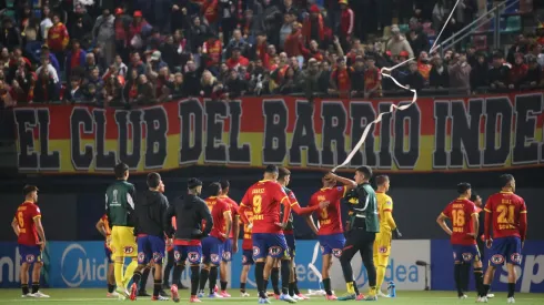 Hinchas de Unión Española dan la nota alta en Brasil.
