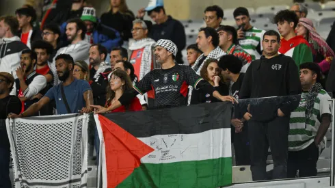 Hinchas de Palestino fueron denunciados en Brasil.
