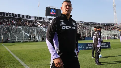 Jorge Almirón se fue en silencio tras la práctica de Colo Colo.
