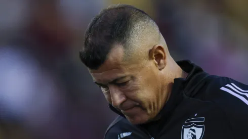 En silencio se retiró Jorge Almirón y ni saludó a los hinchas que estaban afuera del Monumental
