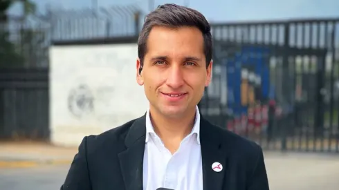 Arrieta asegura que la postura de Almirón con Colo Colo es muy distante
