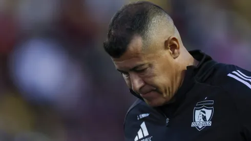 Sigue la polémica por el DT albo.
