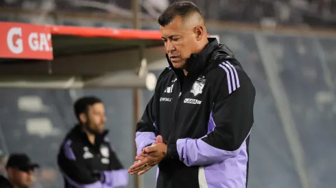 Un inesperado apoyo suma Almirón en Colo Colo. 
