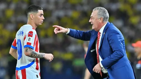 De la mano de "Lechuga" Paraguay se mandó un tremendo salto en estas Eliminatorias. 

