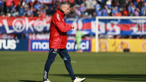 Gustavo Álvarez se la juega con todo en la Copa Chile.
