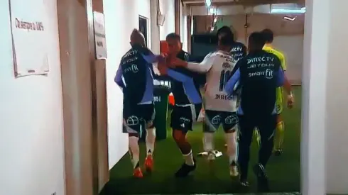 Vidal se llevó la pelea con De Paul al camarín de Colo Colo.
