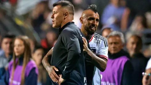 Cita cumbre entre Almirón y Vidal en práctica de Colo Colo.
