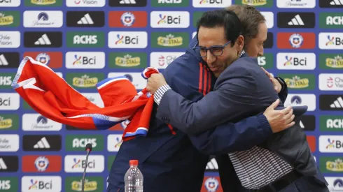 Luis Mena suena fuerte en La Roja.
