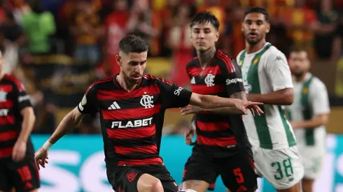 elogios de Jorginho a Pulgar y el mediocampo de Flamengo.
