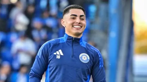 Thompson al parecer seguirá en el Orenburg.
