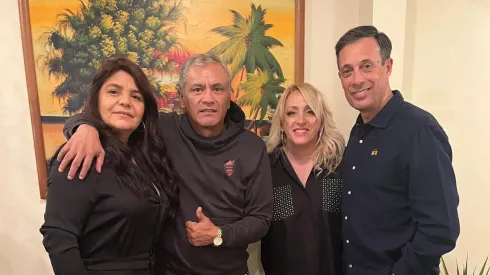 Marcelo Fracchia junto al Diablo Etcheverry. Compartieron en Colo Colo y ahora viven en EE.UU.
