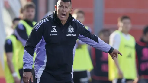 Jorge Almirón sacó la voz y dejó desconcertado a más de algún colocolino. 
