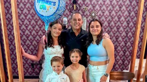 Pindinga Muñoz es feliz en Estados Unidos con sus tres hijos y seis nietos
