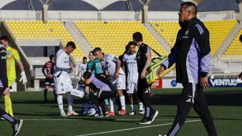 Jorge Almirón está más solo que nunca.
