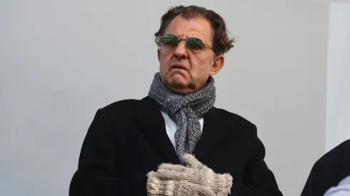 CMF pone foco en el polémico y millonario contrato de Blanco y Negro con una productora.
