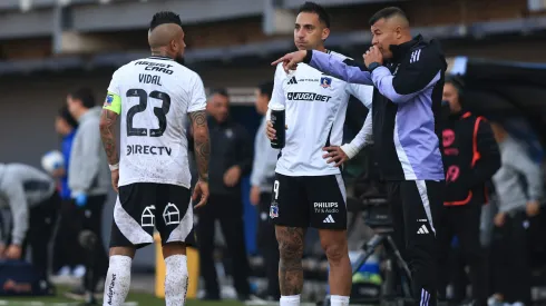 Colo Colo enfrentado en la interna.

