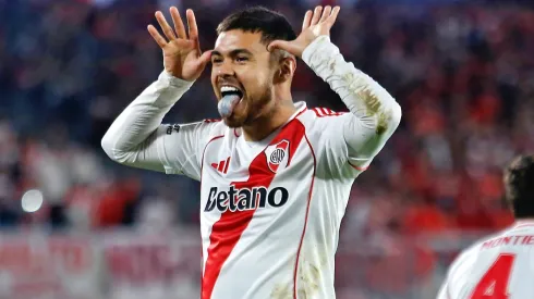 Paulo Díaz responde a oferta desde Arabia Saudita para salir de River.
