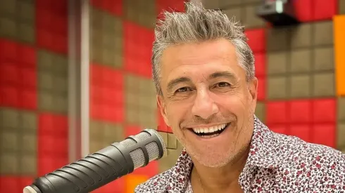 El histórico relator vuelve a la cancha.

