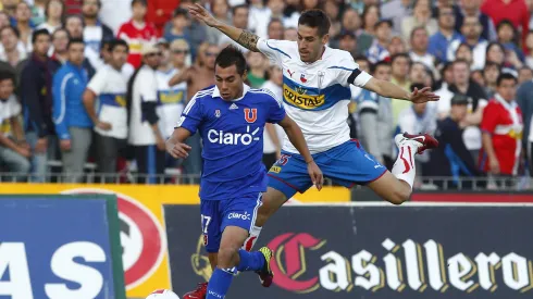 Eduardo Vargas aún no sella su paso a la U.
