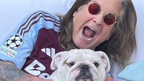 Ozzy Osbourne era uno de los hinchas más importantes del Aston Villa.
